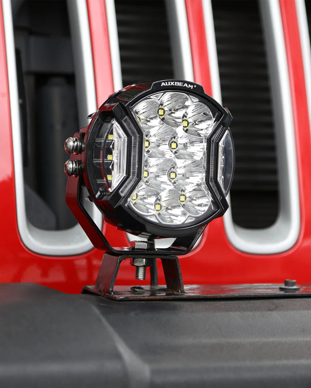Auxbeam V-ULTRA 5" 172W Side Shooter LED Pod Lights – White with Amber DRL (Pair)