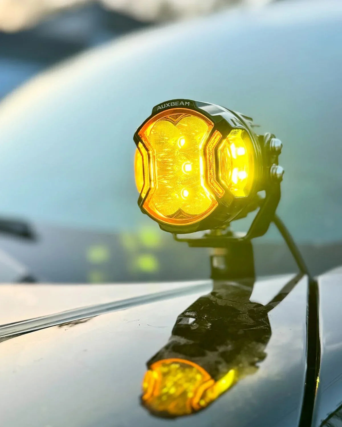 Auxbeam V-ULTRA 3" 108W Side Shooter LED Pod Lights – Amber with Amber DRL (Pair)