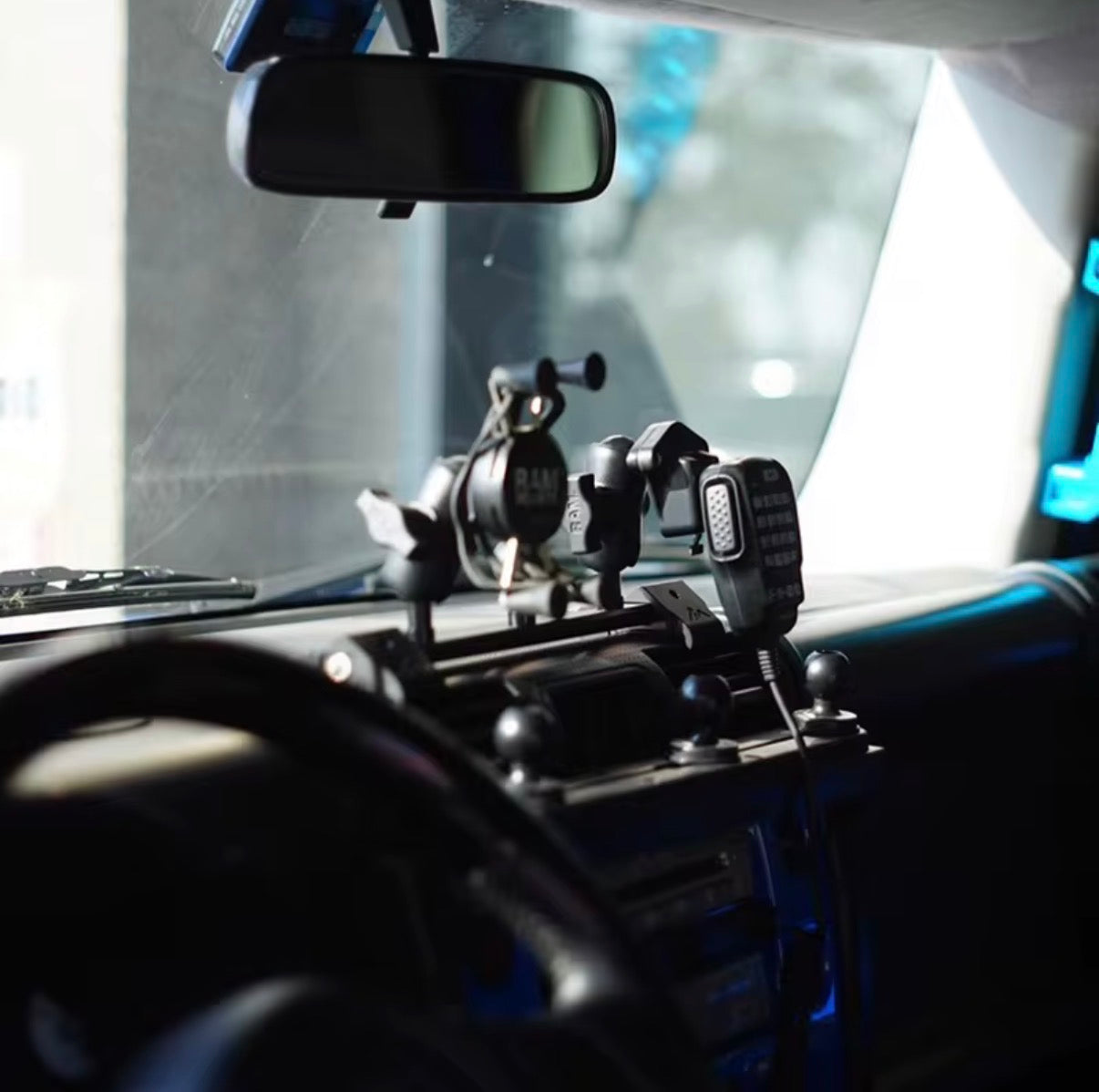 Multi-Function Center Console Expansion Bracket | Fits Toyota FJ Cruiser 2007–2022